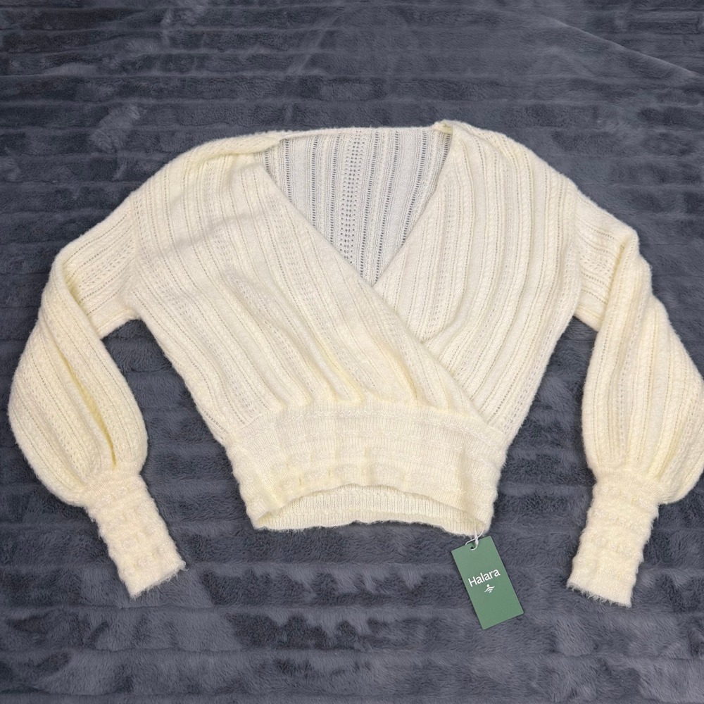 Halara Cream White Surplice Pointelle Knit Balloon Sleeve Sweater Small 02819529